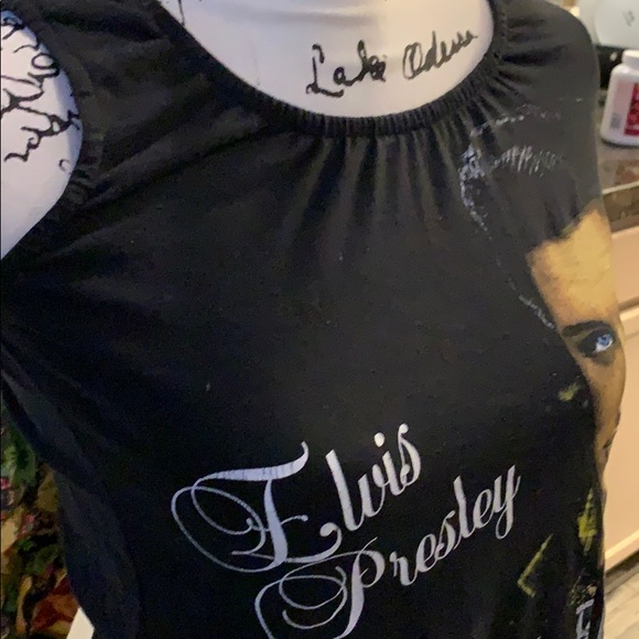 - ELVIS PRESLEY GRACELAND HALTER TOP - Picture 2 of 5